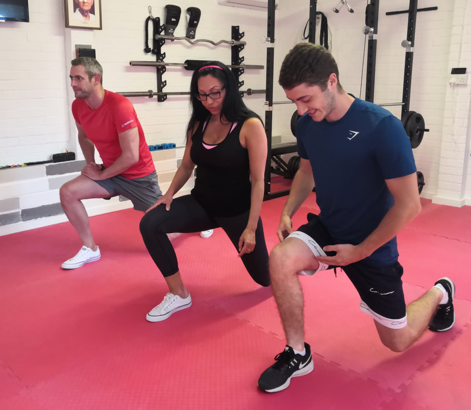 FIVE BENEFITS OF USING A PERSONAL TRAINER